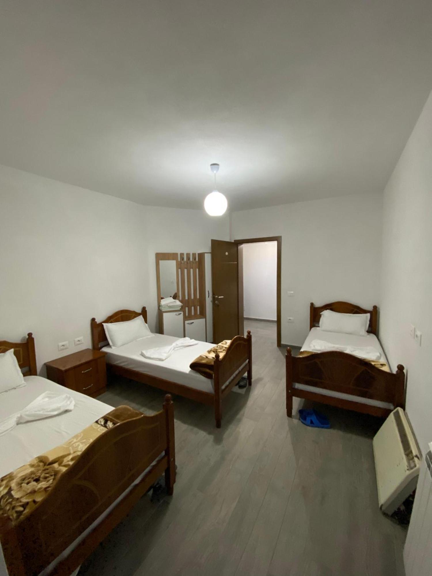 Guest House Korabi Ceren Exterior photo